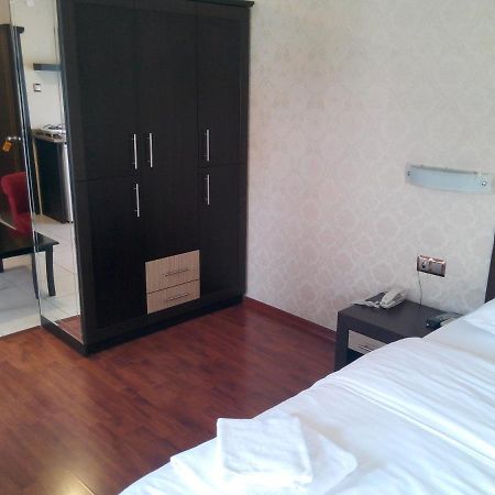 Sari Konak Apart Hotel Adana Quarto foto